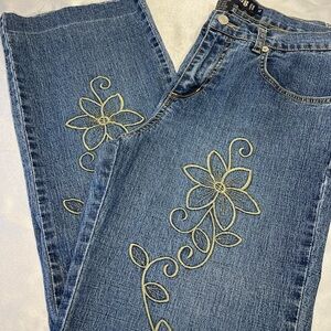 AC-3998 Jeans.size 12, embroidered design, raw hem